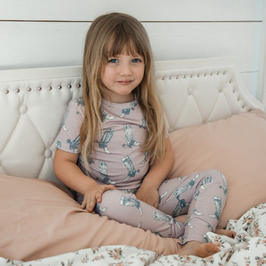 Dusty Rose Boots Short Sleeve Set