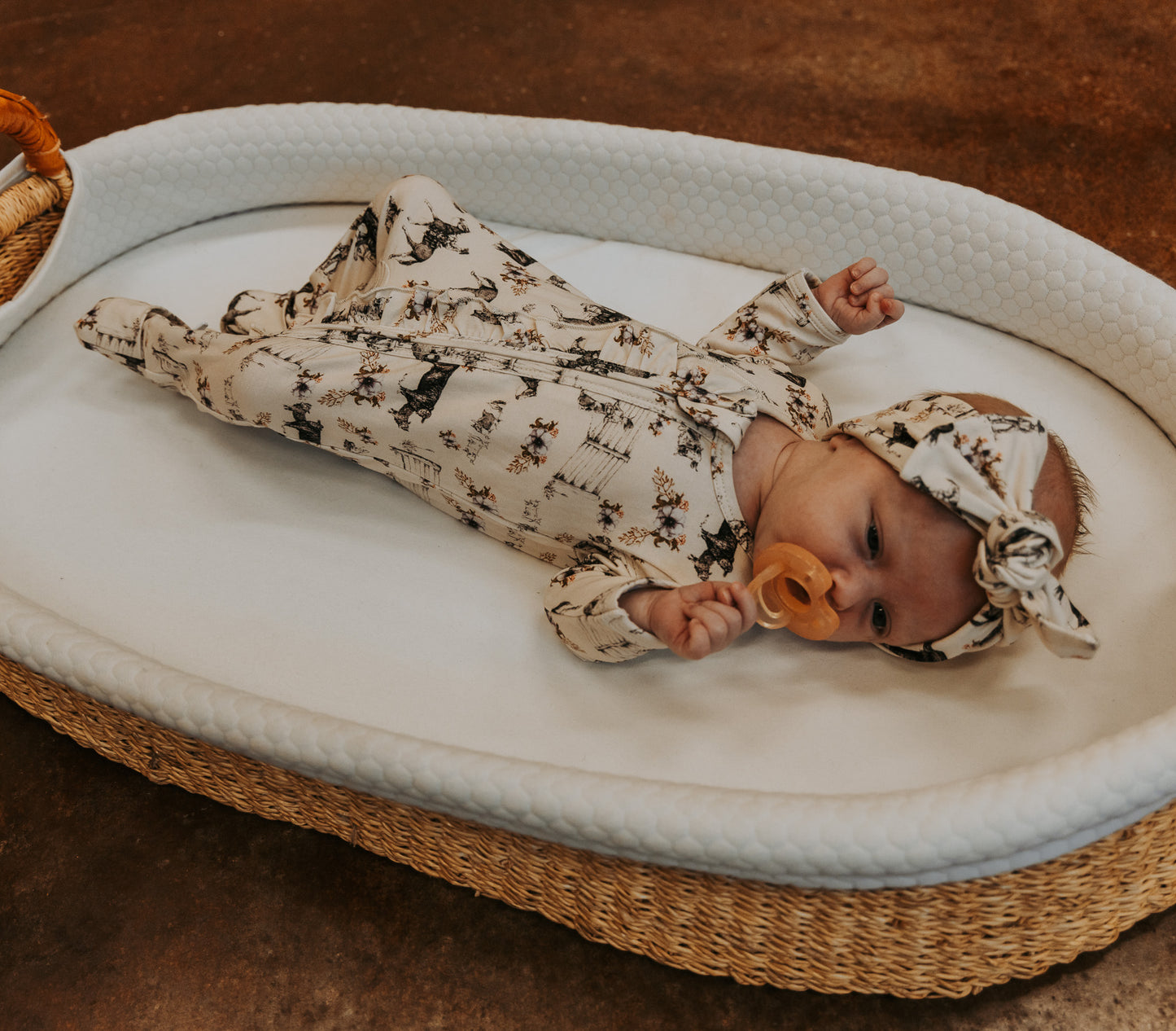 Western Serenity -Ruffled- Folding Feet Jammies