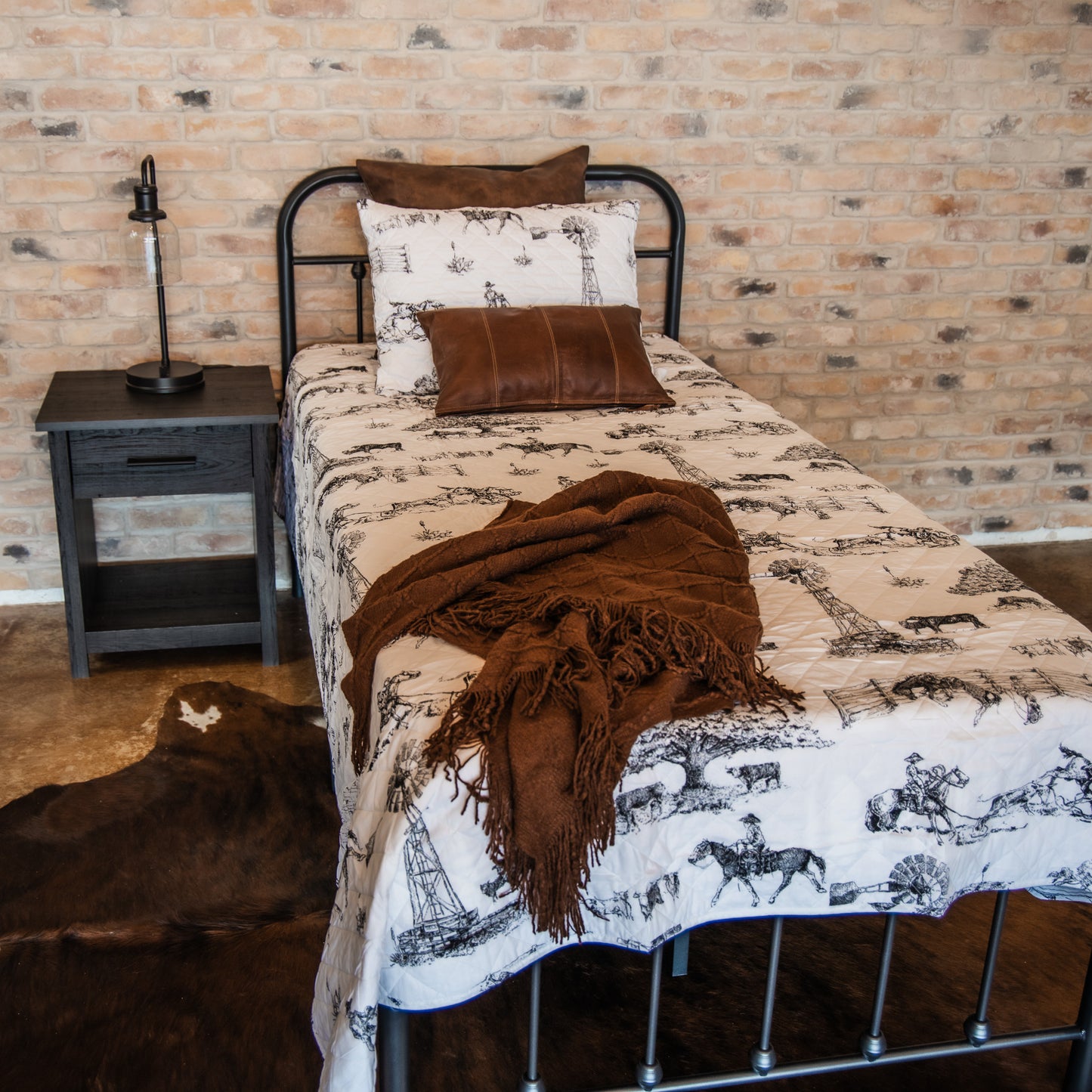 Heaven on Earth Reversible Quilt Set