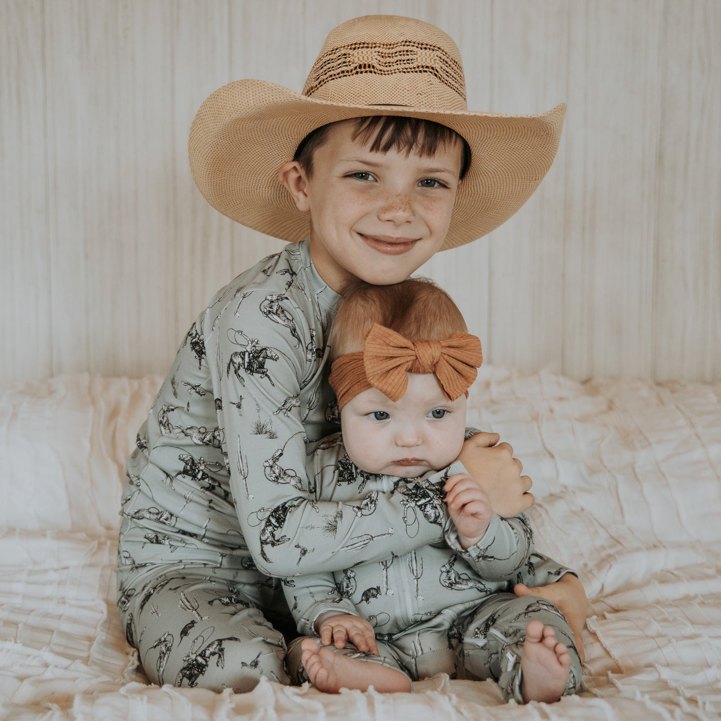 Gotta Wild Hare Long Sleeve Set