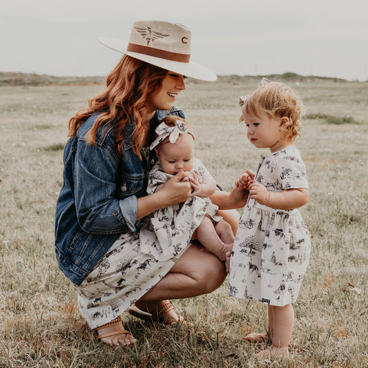 Cowboyin' Cotton Dress with Pockets / Matching Bow