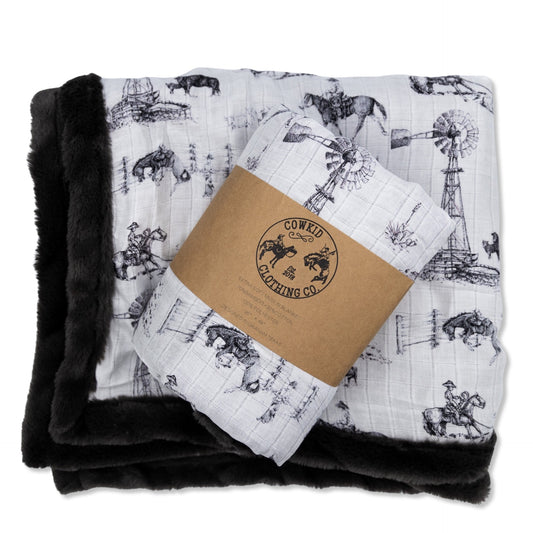 Heaven on Earth Bamboo Muslin/Minky Blanket