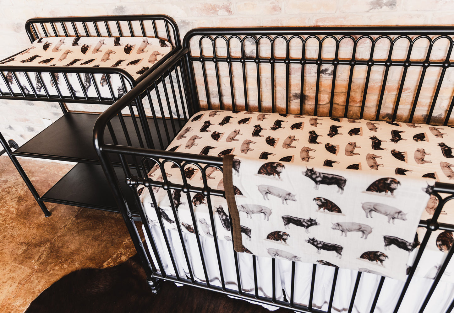 Pig Bamboo Muslin Crib Sheet