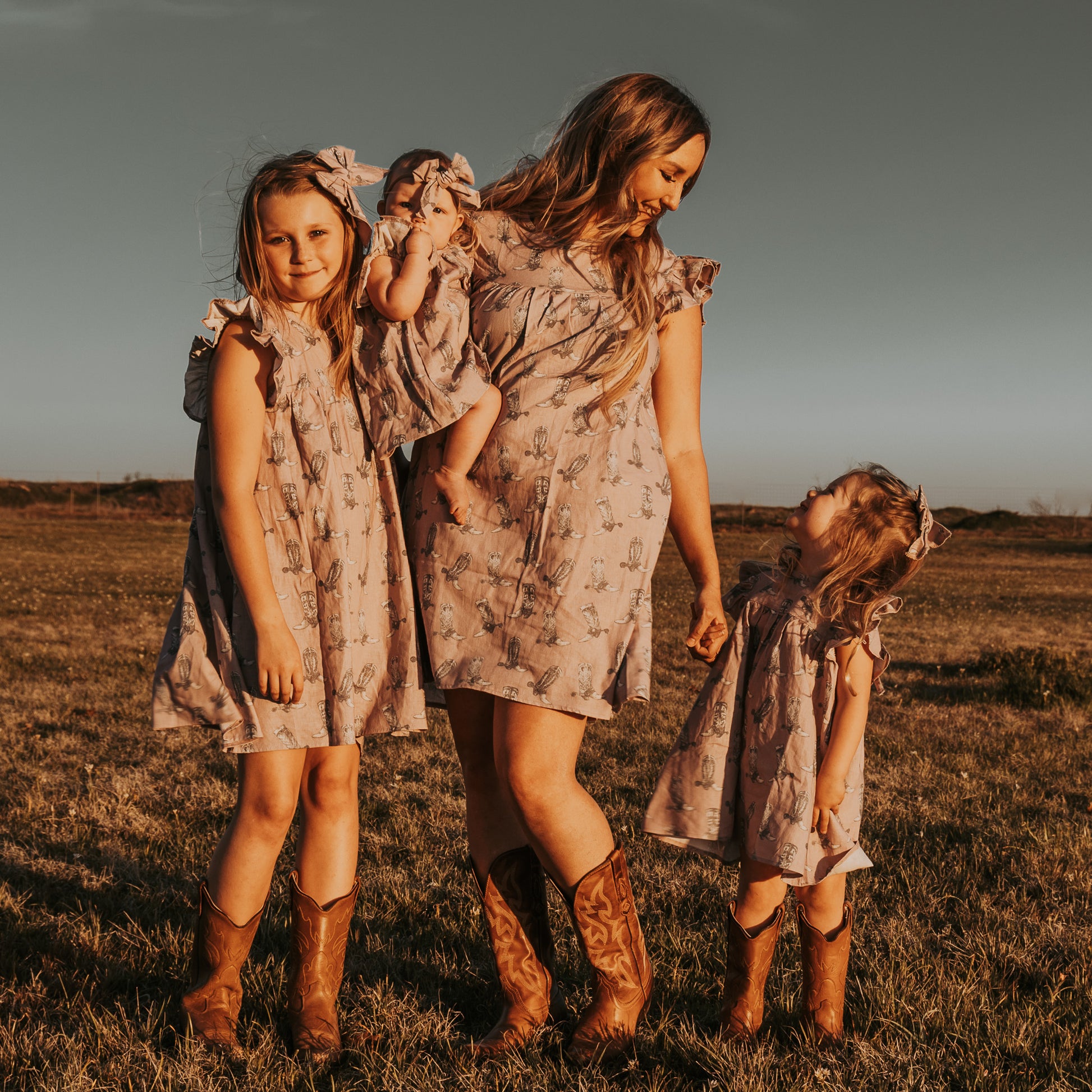 Dusty Rose Boots Cotton Linen Dress / Matching Bow Cowkid Clothing Company Dusty Rose Boots Cotton Linen Dress / Matching Bow Cowkid Clothing Company