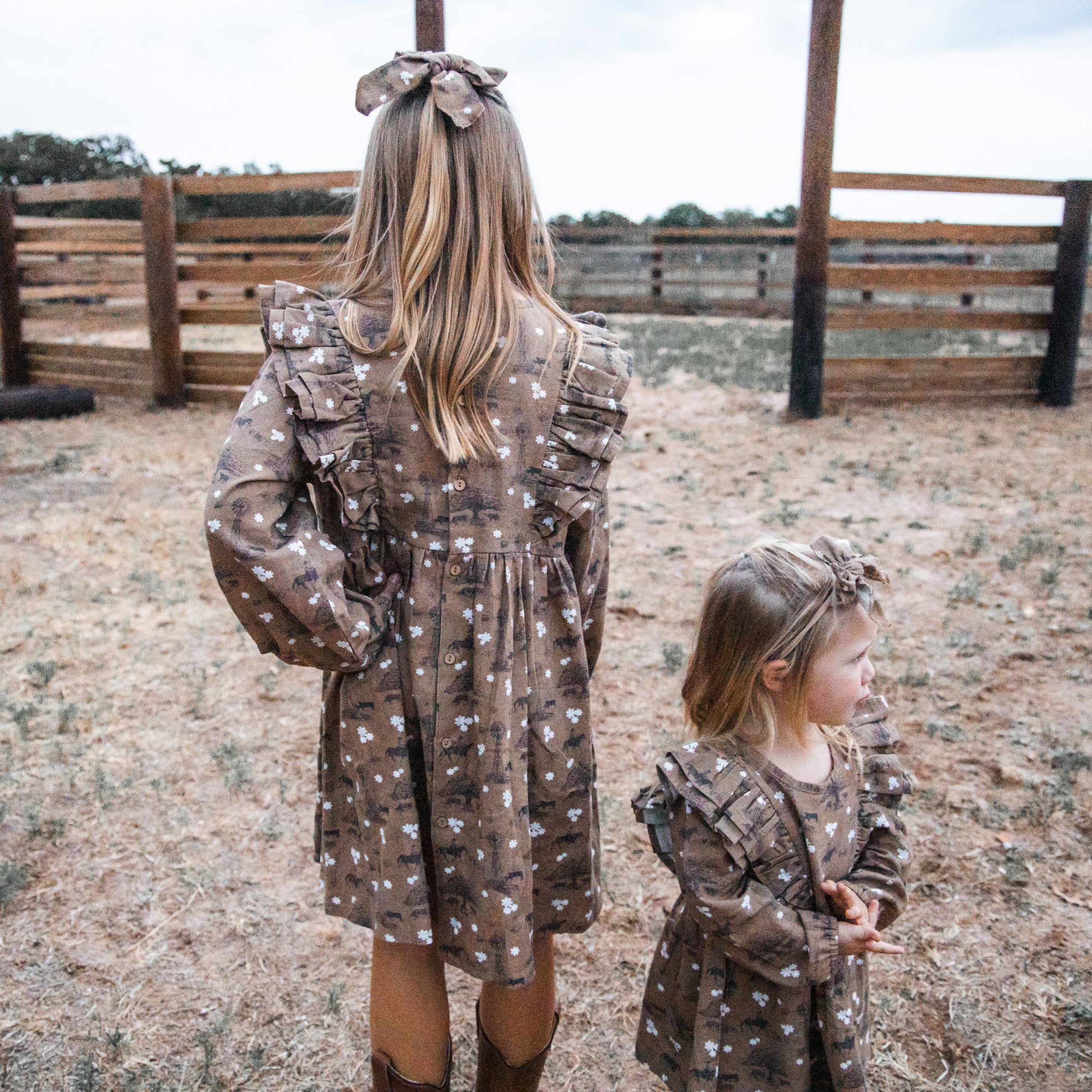 Autumn Blessings Cotton Linen Dress / Matching Bow – Cowkid Clothing Company Autumn Blessings Cotton Linen Dress / Matching Bow – Cowkid Clothing Company