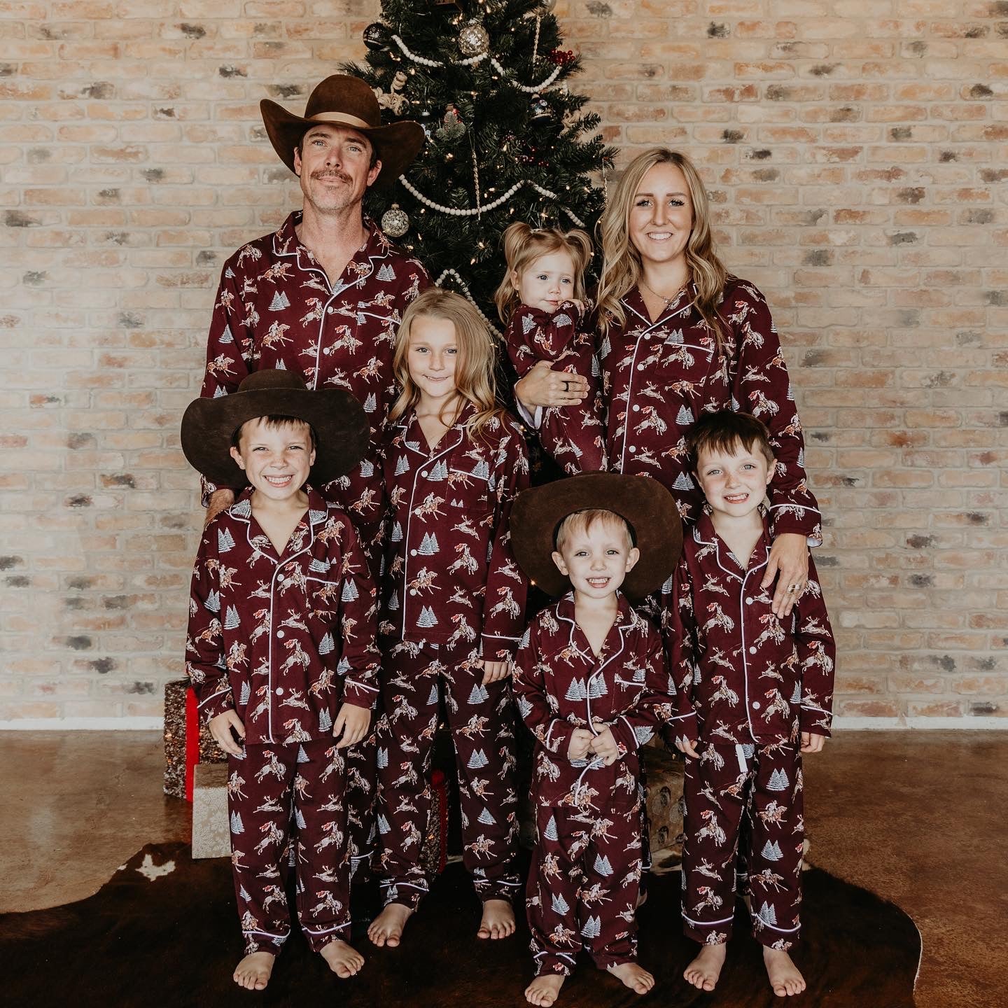 Family Pajamas Matching Women's Holiday Toss Cotton Pajamas